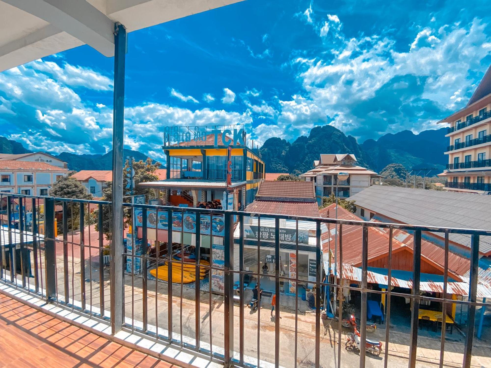 Vang Vieng Ruby Backpackers Hostel Exterior foto